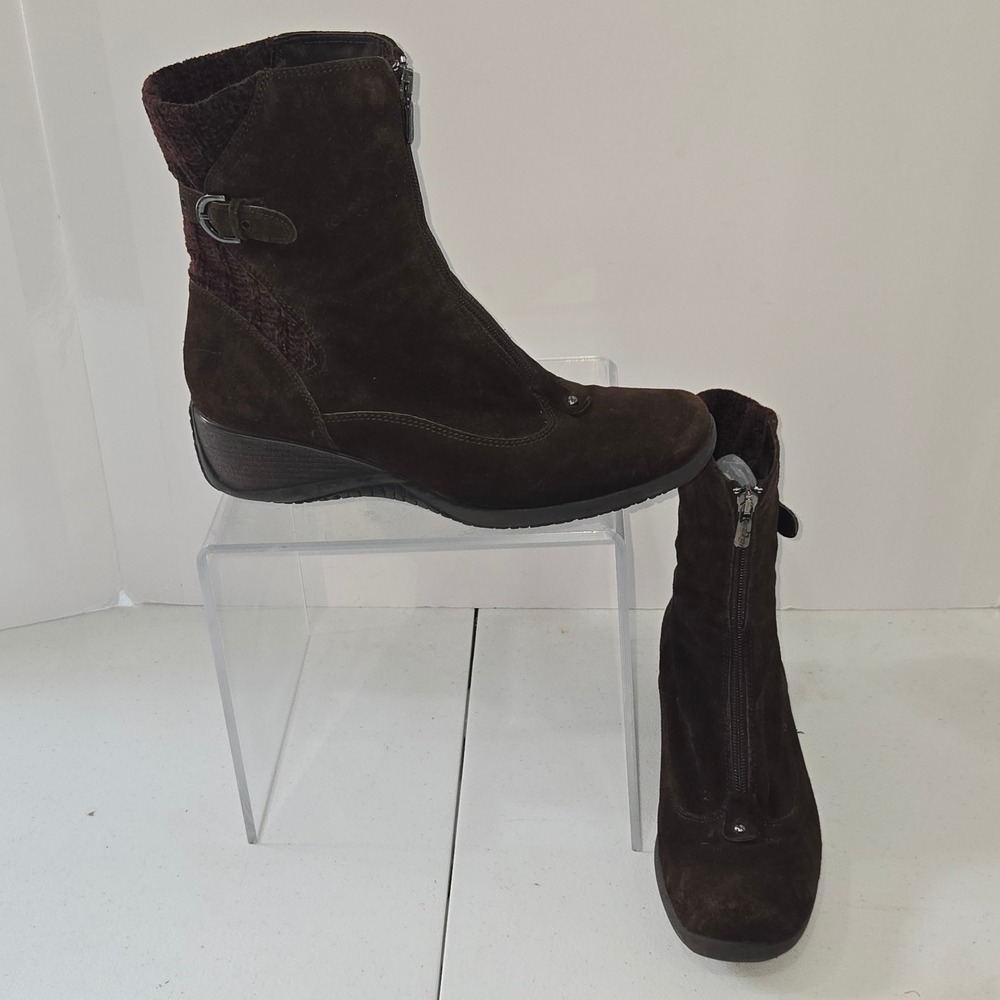 Aquatalia by Marvin K Brown Suede Front Zip Wedge Ankle Boots Women Size 9 Italy